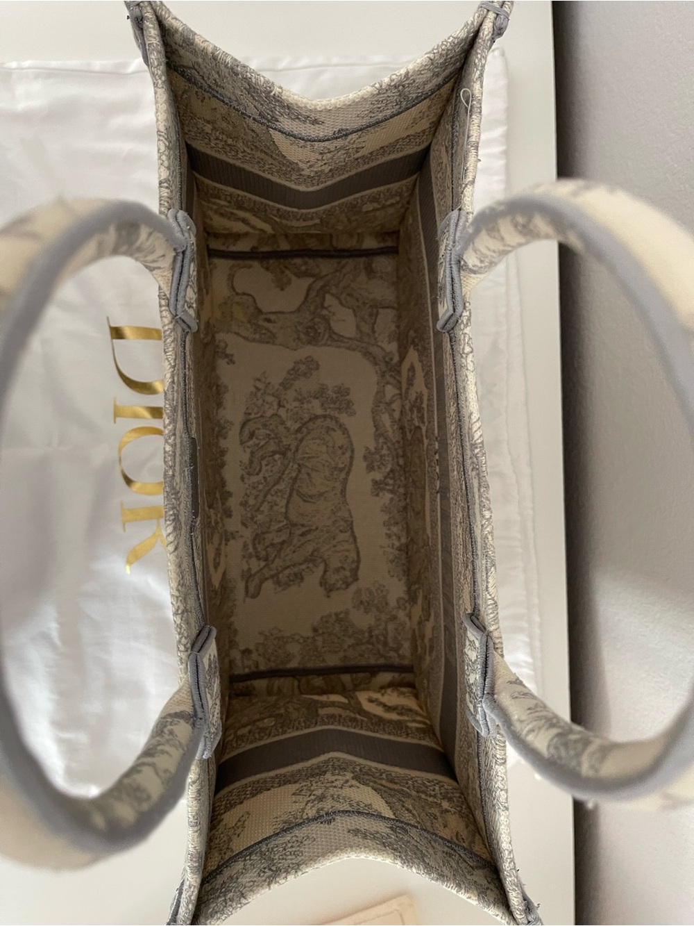Dior Book Tote Medium - Picture 11 of 12